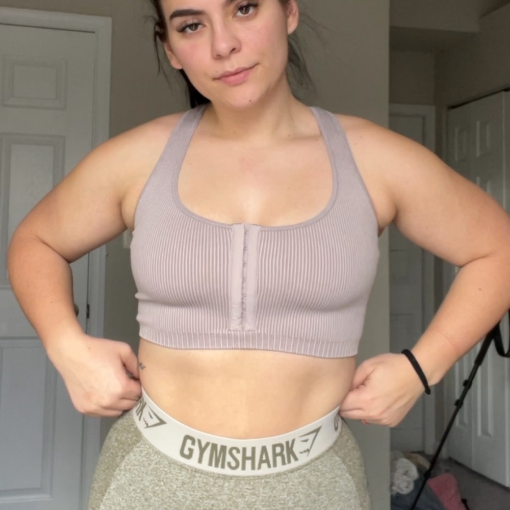 Fabletics sports bra